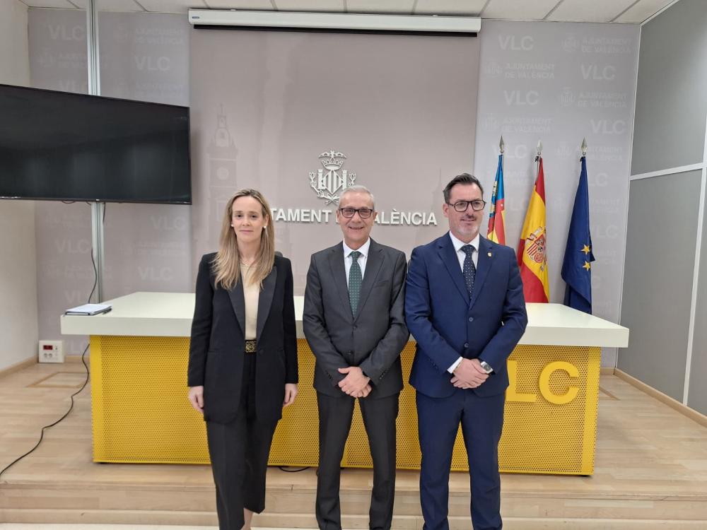  Imatge El regidor de Falles i la fallera major de València assistiran al 25 aniversari de les falles de Sant Antoni de Portmany