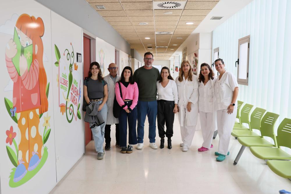  Imatge Il·lustracions que fomenten la lectura infantil a la planta de Pediatria del Centre de Salut de Sant Antoni de Portmany