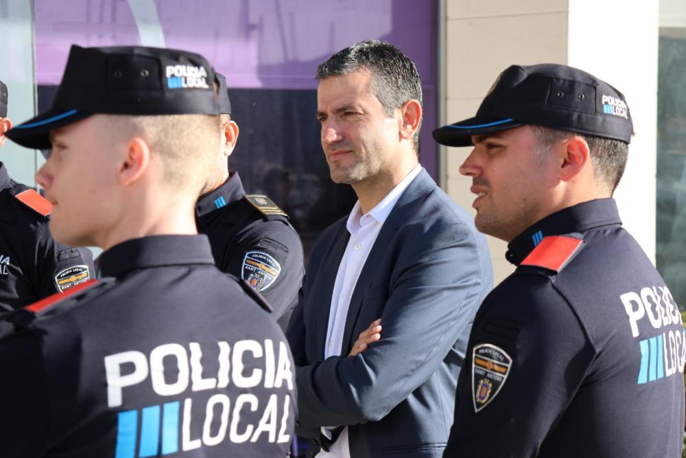  Imagen El Ayuntamiento de Sant Antoni refuerza la plantilla de la Policía Local con la incorporación de 10 nuevas plazas
