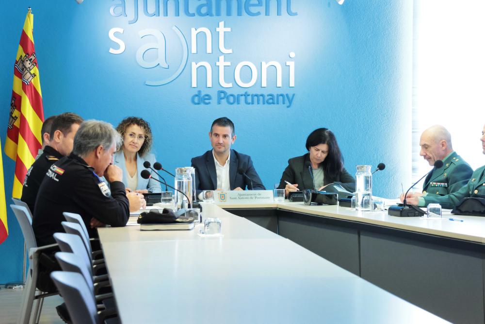  Imagen El Ayuntamiento celebra la segunda Junta Local de Seguridad del año y valora positivamente la temporada turística