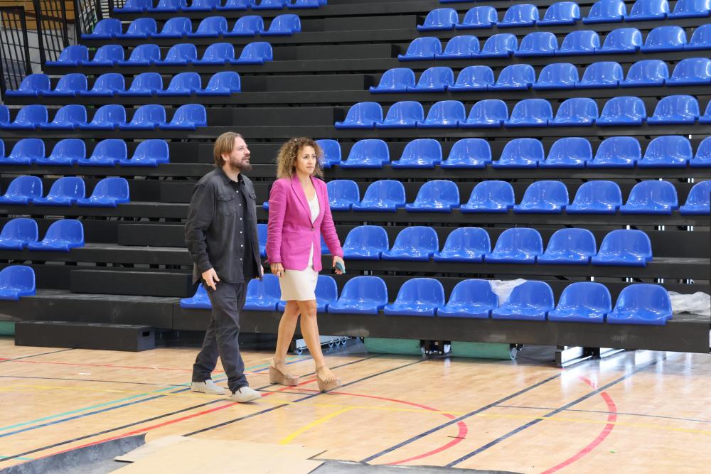  Imagen El Ayuntamiento encara la fase final de las obras de Sa Pedrera con la instalación de las nuevas gradas