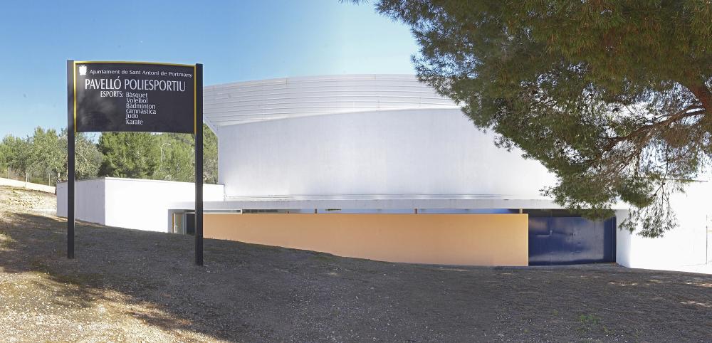  Imagen El Ayuntamiento de Sant Antoni saca de nuevo a licitación el proyecto de reforma del pabellón Quartó de Portmany