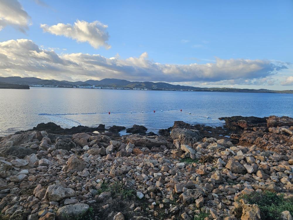  Imatge L'Ajuntament comença les obres de la rampa de varada per a embarcacions a la zona de Cap Negret