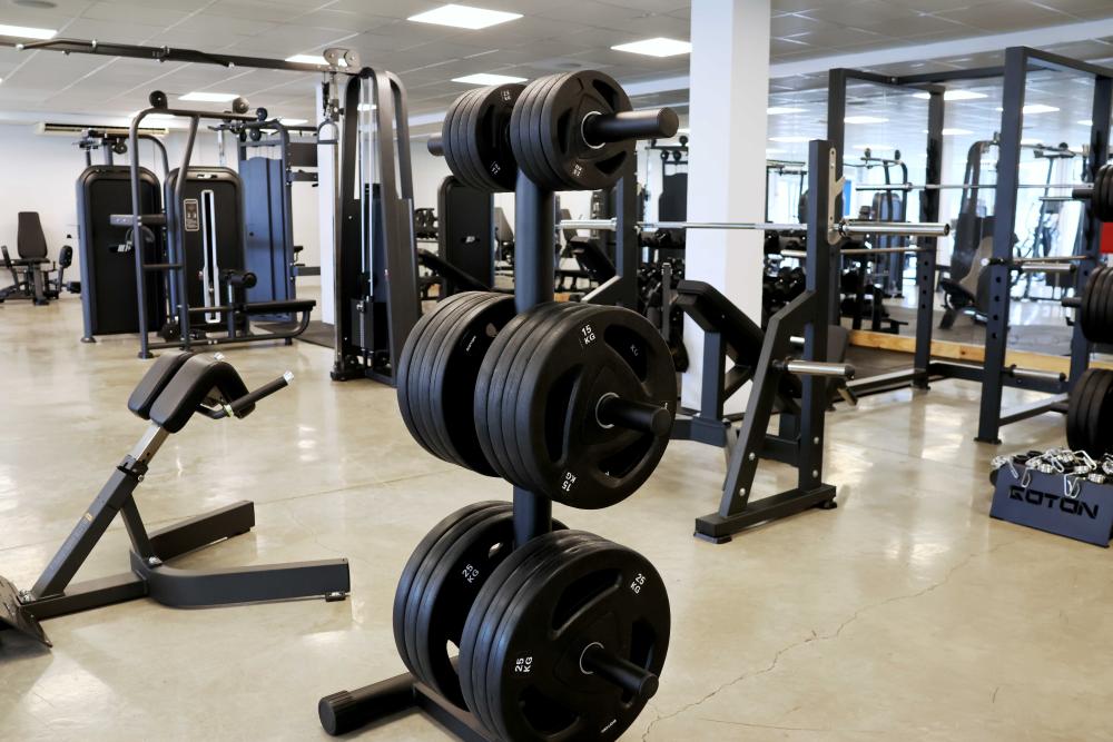  Imagen El Ayuntamiento de Sant Antoni renueva el equipamiento de la sala de fitness de Can Coix