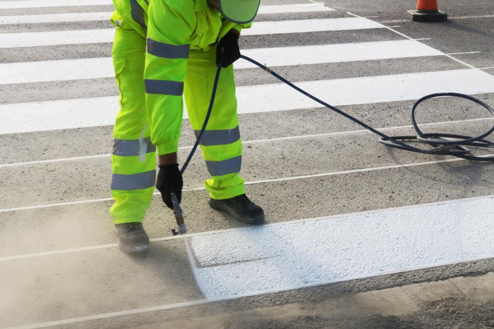  Imagen El Ayuntamiento de Sant Antoni saca a licitación el proyecto de repintado de la señalización horizontal en todo el municipio